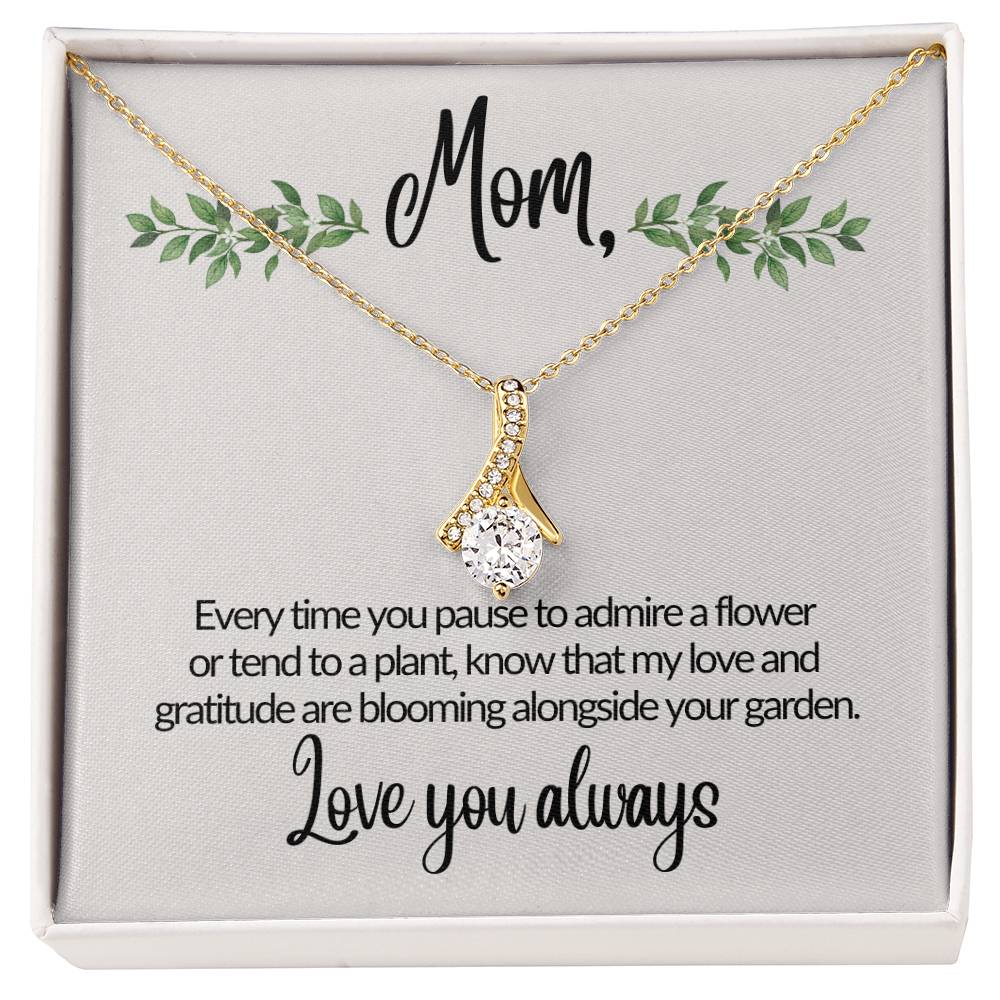 GREEN THUMB MOM Alluring Beauty Necklace